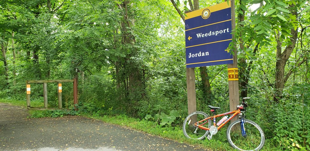 erie canal trail marker